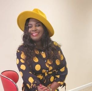 Meet your Posher, Fon